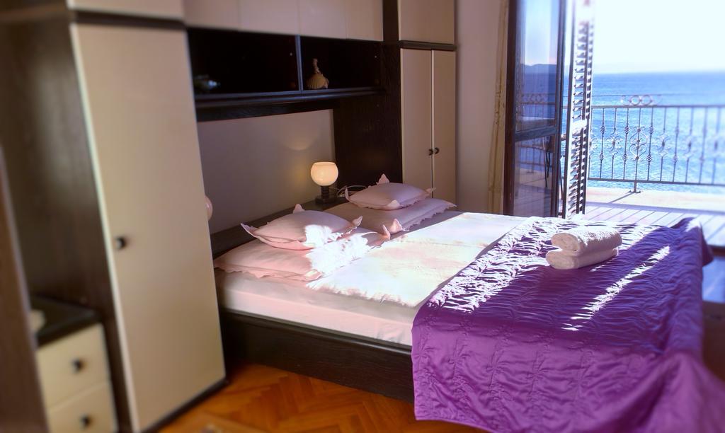 Apartments Malina Tucepi Bagian luar foto